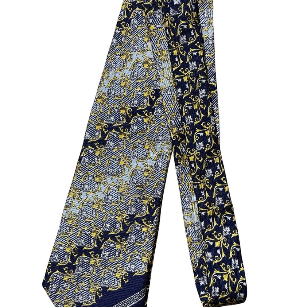 Gianni Versace Navy/Yellow/Gold/ Gray Silk Tie‎ Geometric Floral Pattern Vintage
